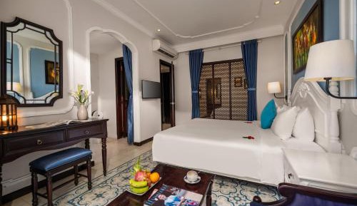 Family Suite with Balcony