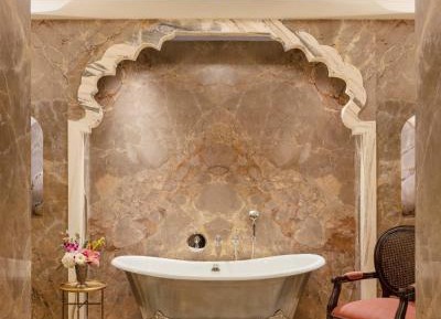 Maharani Royal Suite with Pool: Book a B&B rate and enjoy a set dinner for two / Stay 2 nights and get a 60-min spa therapy for one guest, once per stay.