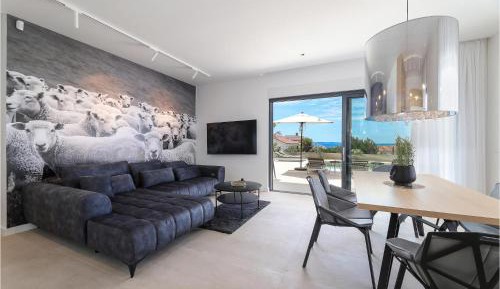 Three-Bedroom Holiday Home 