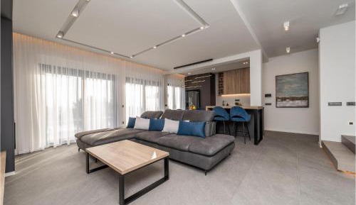 Four-Bedroom Holiday Home