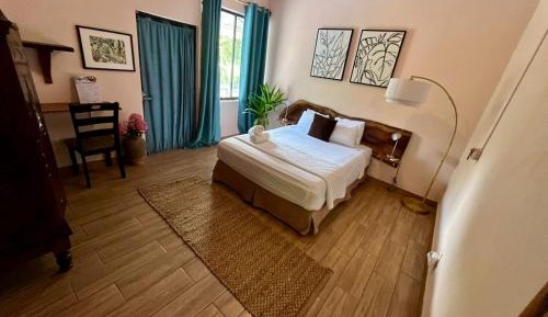 Queen Room with Balcony