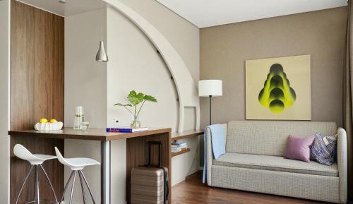 Extra Large Studio with Kitchenette and Sofa Bed - Accessible
