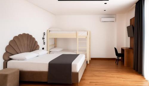 Quadruple Room with Balcony