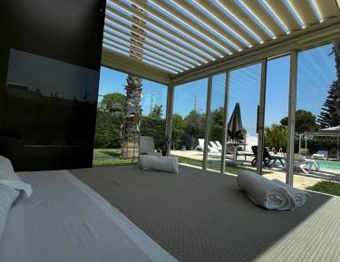 Double Room with Pool View