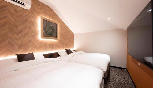 Superior Twin Room