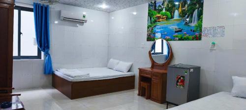 Room #1473545602