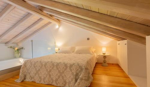 Room #1473734801