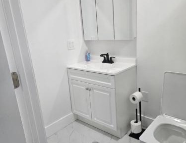 Single Room with Private Bathroom