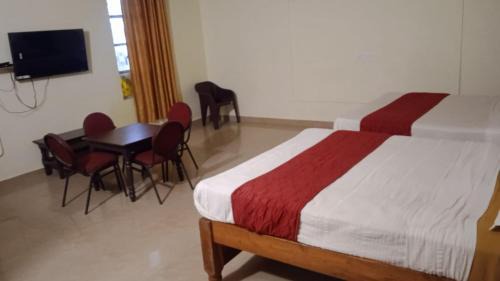 Room #1376381504