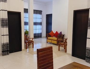 Deluxe Two-Bedroom Apartment with Garden View