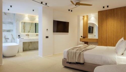 Villa Zoe with Private Pool & Hydromassage