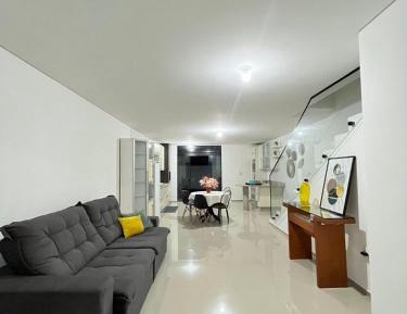 Room #1473889701