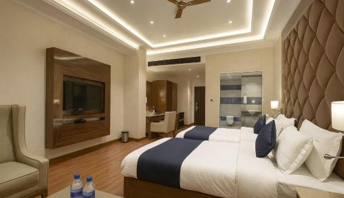 Double or Twin Room with View