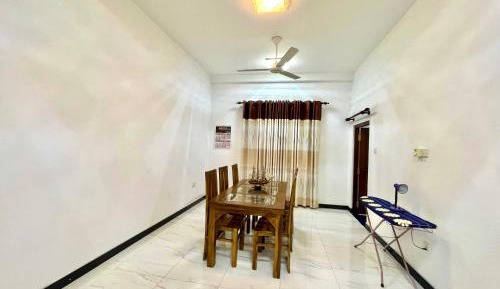 Room #1474612801