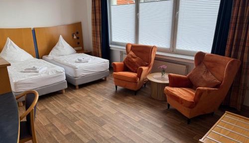 Large Double Room
