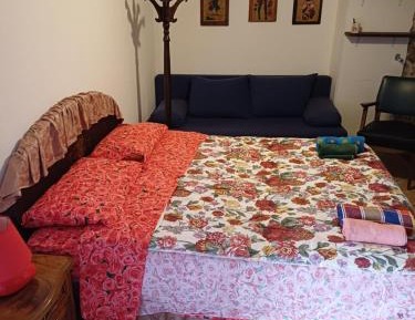 Quadruple Room with Private Bathroom