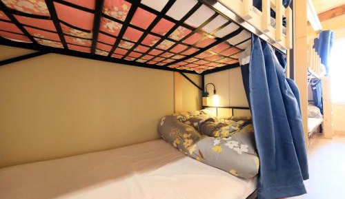 8-Bed Mixed Dormitory Room