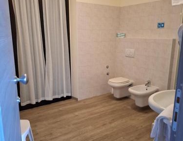 Double or Twin Room with Private External Bathroom