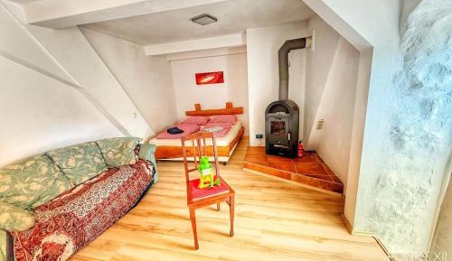 Superior One-Bedroom Apartment