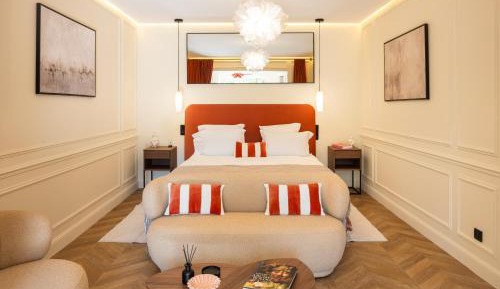 One-Bedroom Apartment with Terrace