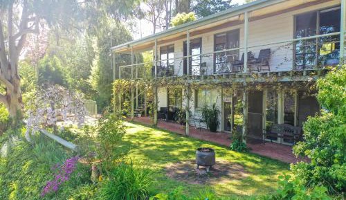 Four-Bedroom Holiday Home