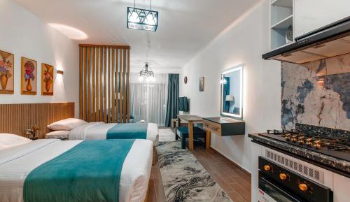 Studio Apartment