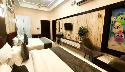 Deluxe Family Suite