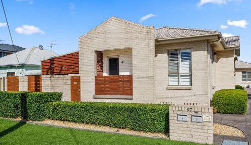 Three-Bedroom Townhouse