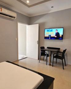 Deluxe Suite with Spa Bath