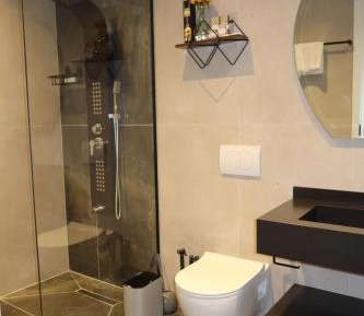 Deluxe Double Room with Bath