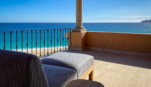 Two-Bedroom Deluxe Apartment with Ocean View