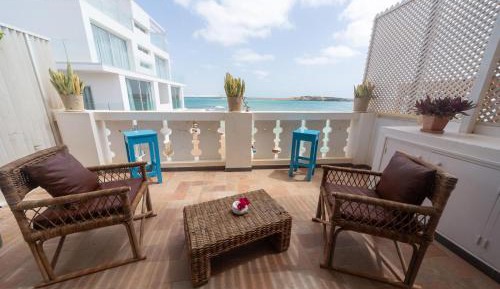 Superior Double Room with Balcony and Sea View