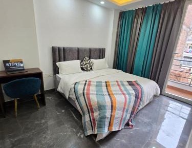 Deluxe King Suite