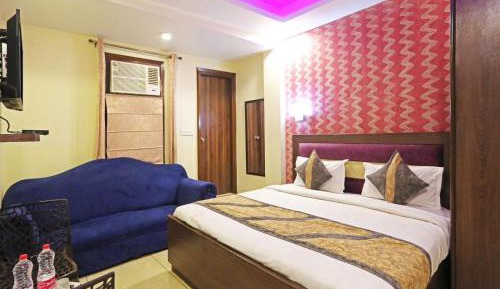 Deluxe Double Room (2 Adults + 1 Child)