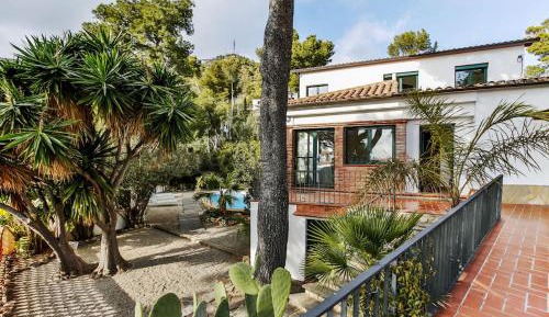 Villa with Private Pool
