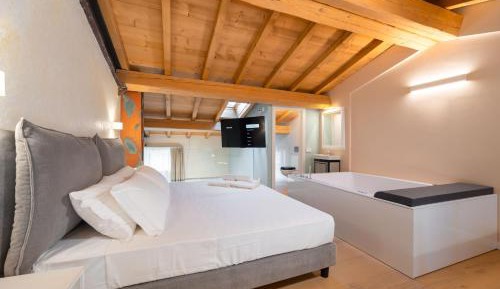 Suite with Sauna