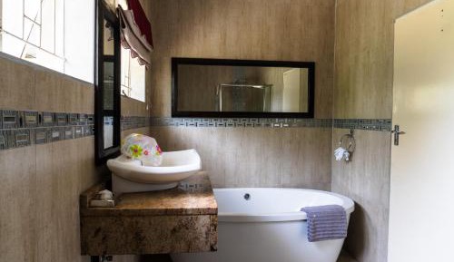 Deluxe Double Room with Shower