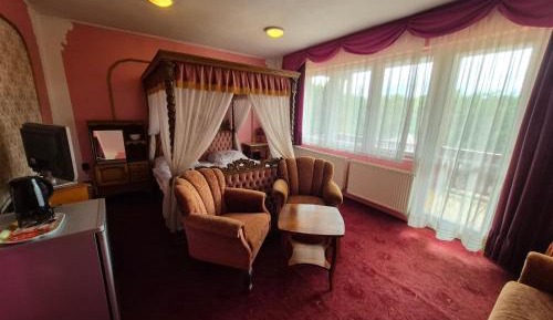 King Room with Balcony