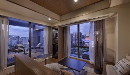 Premier Triple Room with Terrace