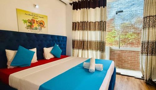 Deluxe Double Room with Balcony and Sea View
