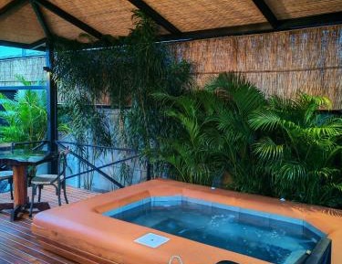 One-Bedroom Apartment with Spa Bath
