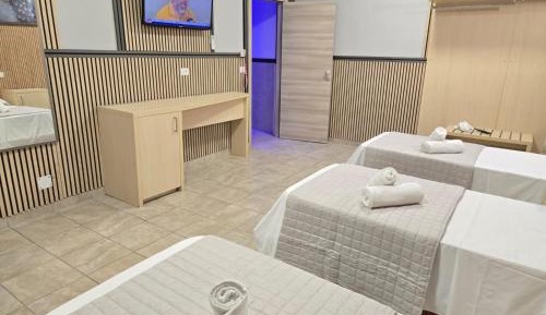 Triple Room with Private Bathroom