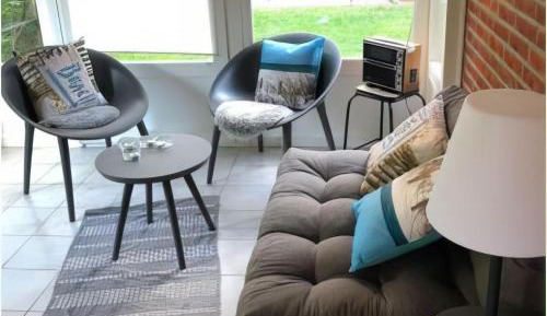 Two-Bedroom Apartment with Terrace