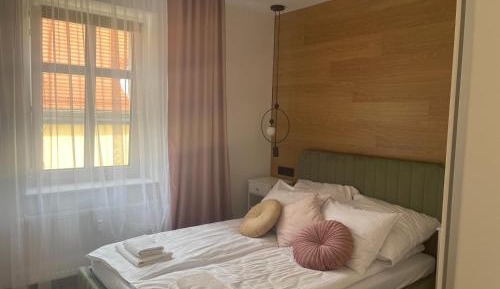 Studio Apartment with One Double Bed