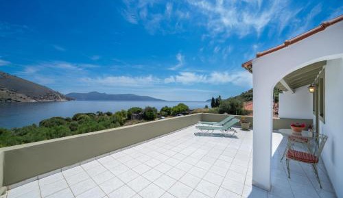 Studio with Sea View