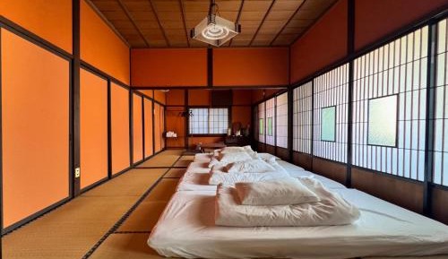 Japanese-Style Room
