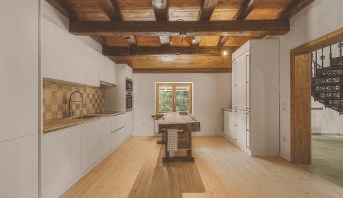 Three-Bedroom Superior Apartment