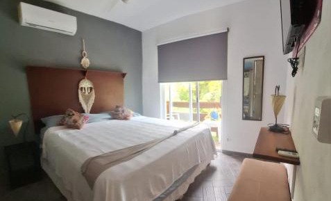 King Suite with Balcony