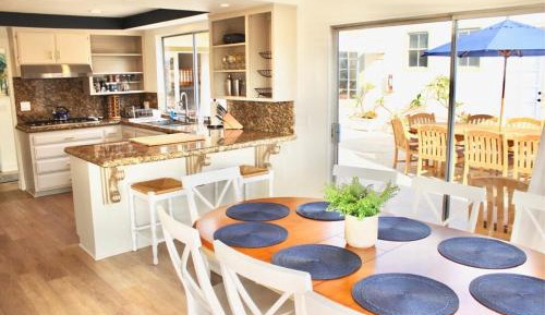 Four-Bedroom Holiday Home