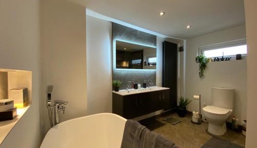 Double Room with Private Bathroom